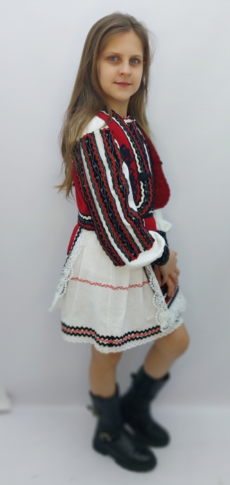 COSTUM TRADITIONAL POPULAR STILIZAT 4 [1]