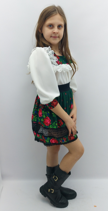 COSTUM TRADITIONAL POPULAR DE MARAMURES [1]
