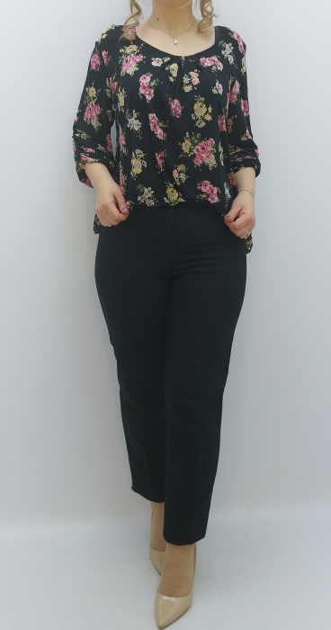 bluza-dama-neagra-flori-tricot-dadas.jpg [6]