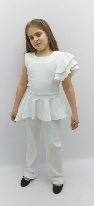 costum-elegant-alb-fete-compus-din-bluza-asimetrica-si-pantaloni-lungi.jpg [4]