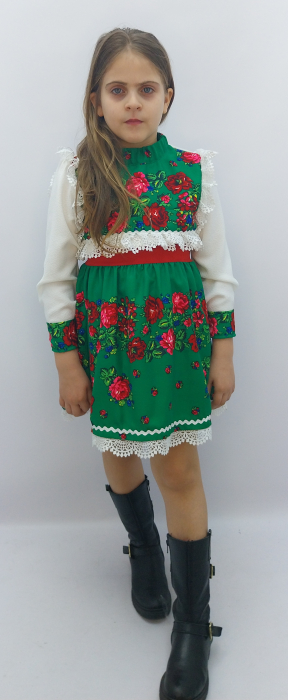 costum-traditional-maramures-dama-crep-material-inflorat-fusta-traditionala-port-popular-fabricat-in-romania-dadas-constanta-doraly-mall.jpg [3]