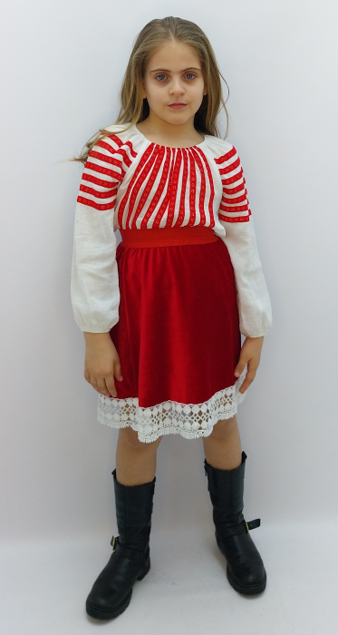 fusta-rosie-din-catifea-cu-terminatie-de-dantela-alba-si-elastic-in-talie-fete-atelier-dadas-doraly-constanta.jpg [2]