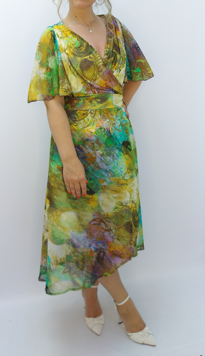 rochie-dama-multicolora-maneci-fluture-talie-marcata-dadas.jpg [7]