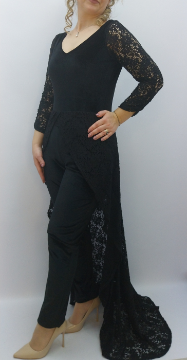 salopeta-dama-catifea-neagra-dantela-fabricata-romania-dadas-constanta.jpg [7]