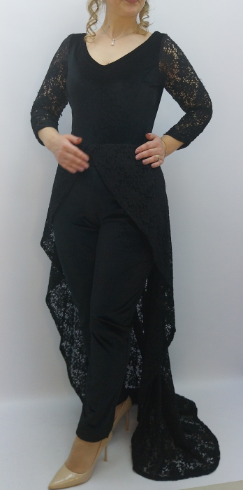 salopeta-dama-catifea-neagra-dantela-fabricata-romania-dadas-constanta.jpg [9]