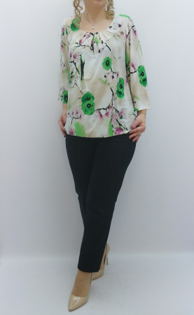 BLUZA CREM CU FLORI [1]