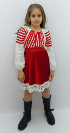 Traditional - FUSTA CATIFEA ROSIE