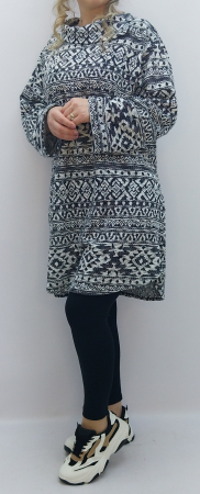 bluza-dama-lunga-gri-cu-model-geometric-alb-negru-dadas-romania.jpg [2]