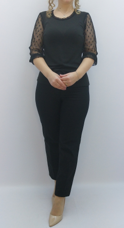 Bluză damă fabricată în România, lucrată manual în atelierul DADAS din Constanța. Calitate premium, croi confortabil. Comandă online sau probă în magazin. Livrare rapidă. [3]