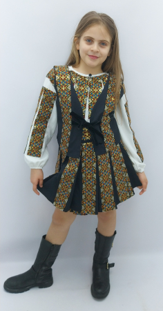 costum-popular-modern-fete-cu-fusta-plisata-si-broderie-traditionala-dadas.jpg [3]