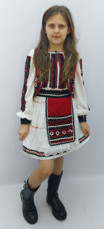 Traditional copii - costum-traditional-popular-fete-camasa-alba-fusta-fote-rosii-haine-copii-atelier-dadas-constanta-fabricat-in-romania.jpg