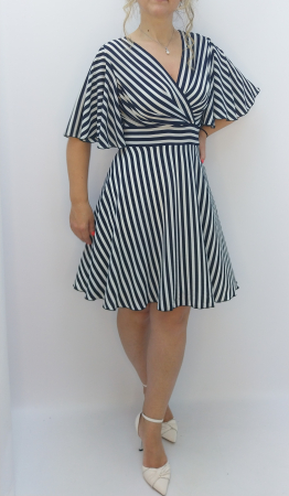 rochie-dama-eleganta-dungi-alb-negru-rochie-casual-eleganta-dadas-constanta-rochie-dama-moderna.jpg [1]