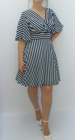 elegant adulti - rochie-dama-eleganta-dungi-alb-negru-rochie-casual-eleganta-dadas-constanta-rochie-dama-moderna.jpg