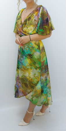 rochie-dama-multicolora-maneci-fluture-talie-marcata-dadas.jpg [5]