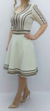 rochie-dama-midi-eleganta-bej-stil-traditional-motive-negre-office-eveniment-DADAS-producator-roman.jpg [4]