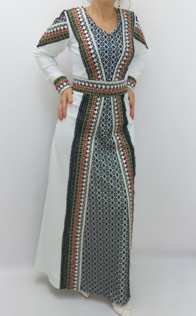 rochie-traditionala-romaneasca-dama-model-etno-motive-traditionale-rochie-populara-dadas-constanta.jpg [6]