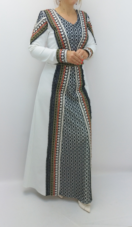 rochie-traditionala-romaneasca-dama-model-etno-motive-traditionale-rochie-populara-dadas-constanta.jpg [7]