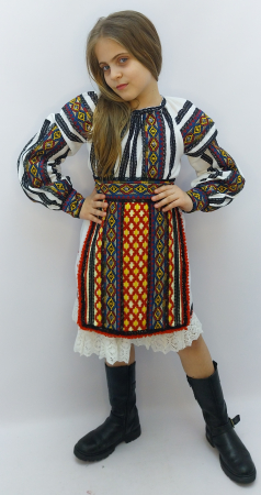 costum-traditional-fetita-autentic-stilizat-romanesc-ie-alba-catrinta-multicolora-brau-popular-dadas-fabricat-romania-foto-reale.jpg [2]