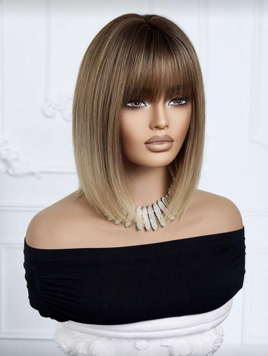 Peruca C1752 Satena Cenusie Ombre Varfuri Blonde Cu Breton Bob [3]