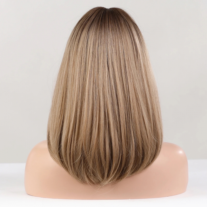 Peruca C779 Blonda Ombre Blond Cenusiu cu Breton Bob [6]