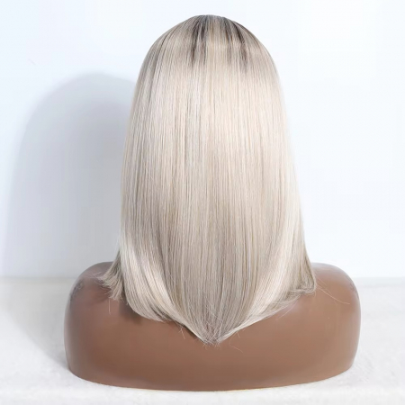 Peruca C1347 Blonda Ombre Blond Platinat Cu Breton Lung Baza Satena [3]