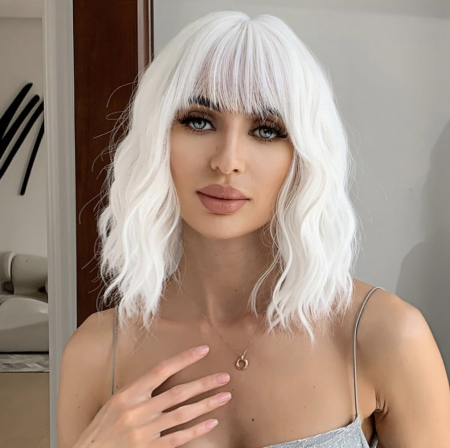 PERUCI CU PAR SCURT - Peruca C1011 Blonda Gri Blond Platinat Bob cu Breton si Par Ondulat