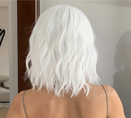 Peruca C1011 Blonda Gri Blond Platinat Bob cu Breton si Par Ondulat [1]