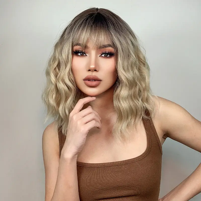 PERUCI CU PAR SCURT - Peruca C1022 Blonda Ombre Bob cu Breton si Par Cret