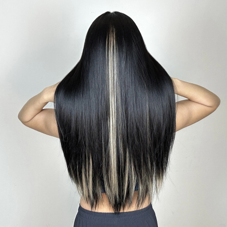 Peruca C1201 Bruneta cu Breton Suvite Blonde [6]