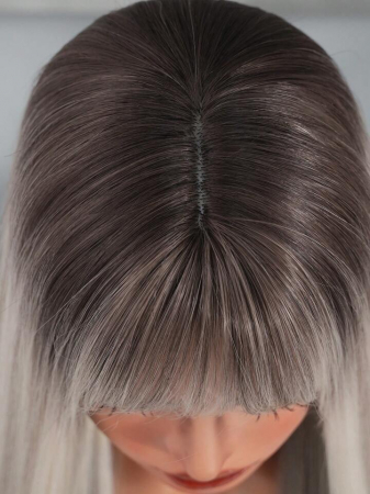 Peruca C1451 Gri Blonda Ombre Cu Breton Blond Platinat Baza Satena [4]