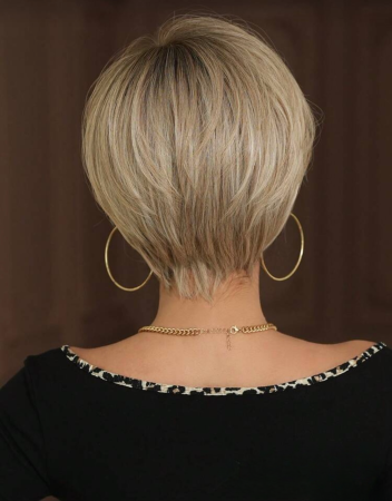 Peruca C639 Blond Cenusiu Cu Breton Blonda Scurta Filata [3]