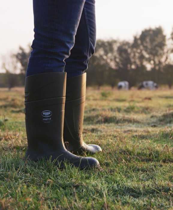 Cizme protectie Bekina StepliteX SolidGrip, S4, verde/negru [13]