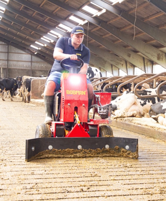 Echipament multifunctional ferme animale, Bobman Promax [11]