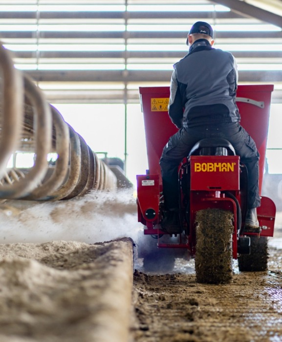 Echipament multifunctional pentru intretinerea cusetelor, Bobman Multiload, 3WD [15]