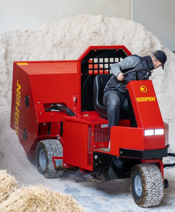 Echipament multifunctional pentru intretinerea cusetelor, Bobman Powerlead, diesel, 3WD [12]