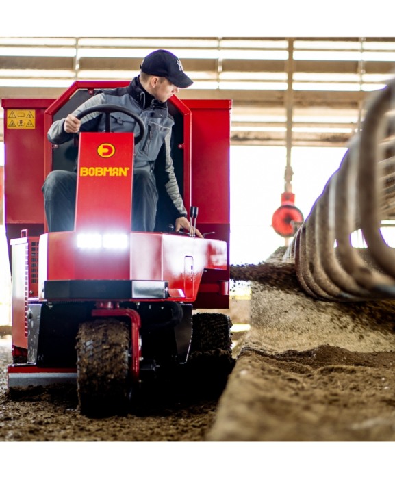 Echipament multifunctional pentru intretinerea cusetelor, Bobman Powerlead, diesel, 3WD [15]