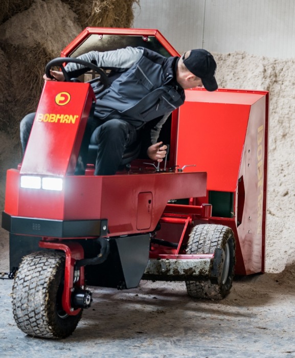 Echipament multifunctional pentru intretinerea cusetelor, Bobman Powerlead, diesel, 3WD [14]