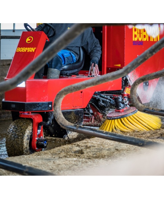 Echipament multifunctional pentru intretinerea cusetelor, Bobman Selfload, diesel, 3WD [12]