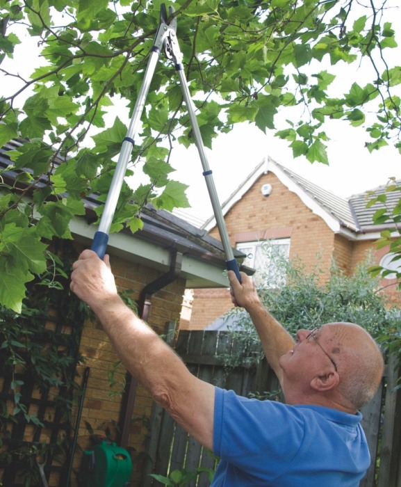 Foarfeca crengi tip nicovala cu lama otel carbon C50, manere telescopice, Spear & Jackson Razorsharp Advantage [2]