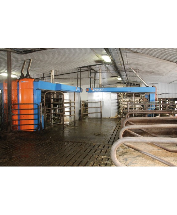 Robot de muls vaci BouMatic Gemini UP cu un post [20]