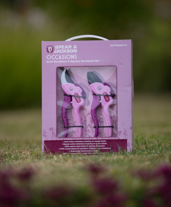 Set cadou cu doua foarfeci gradinarit mici, roz, Spear & Jackson Occasions [3]