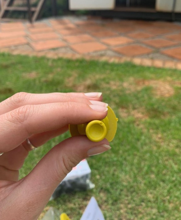 Tetine Milk Bar cu orificiu special, galbene, pentru colostru miei si iezi, set 10 bucati [3]