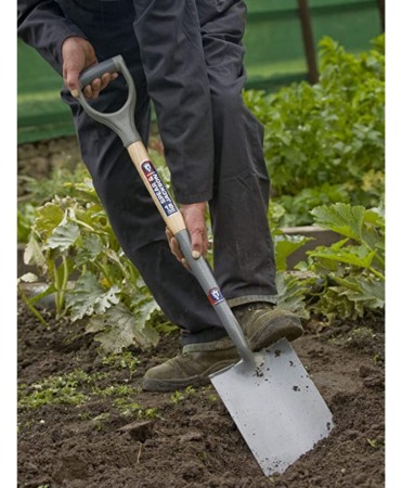 Cazma cu lama otel carbon, coada lemn, maner D plastic, Spear & Jackson Neverbend [1]