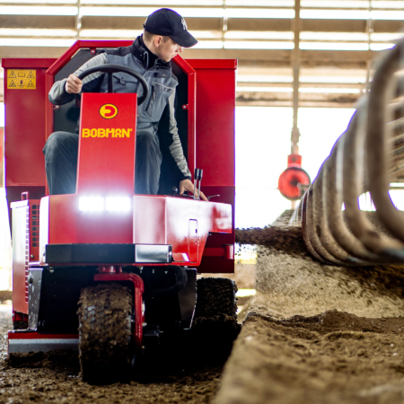 Echipament multifunctional pentru intretinerea cusetelor, Bobman Powerlead, diesel, 3WD [14]