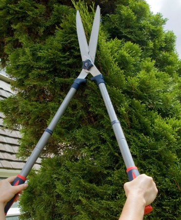 Foarfeca gard viu cu lama otel carbon C50, manere telescopice, Spear & Jackson Razorsharp Steel [1]