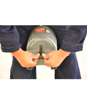 Galeata cu tetina pentru alaptarea viteilor, Milk Bar, 4l cu sistem fixare tetina, suport de prindere si carlig de blocare [8]