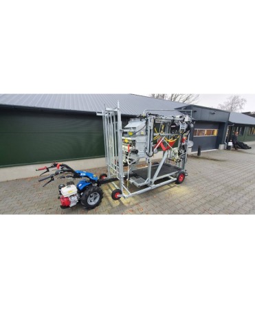 Stand trimaj ongloane vaci KVK 650-SP3, complet automatizat [5]