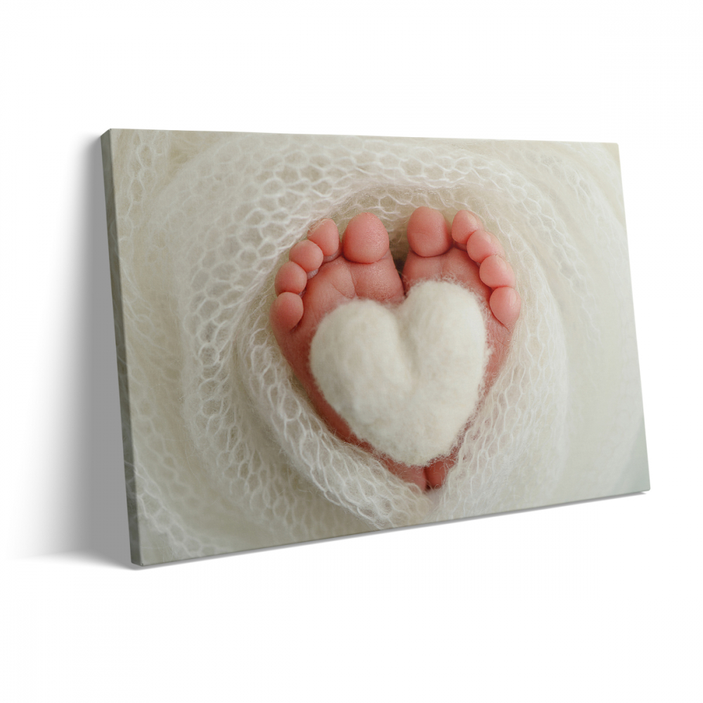 Tablou Canvas Baby's Little Foot [3]