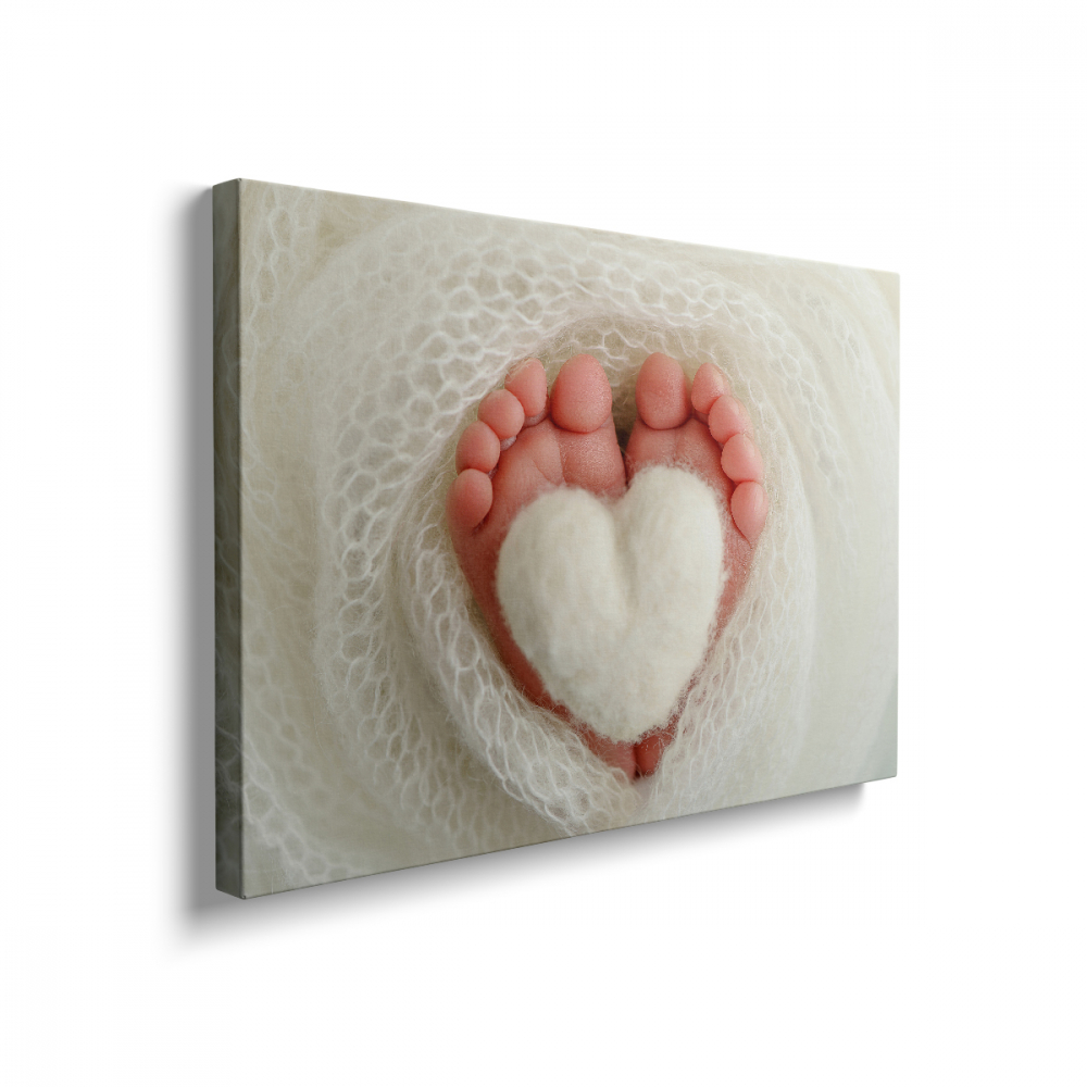 Tablou Canvas Baby's Little Foot [2]