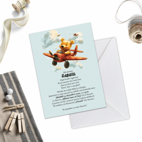 Invitatii de Botez Catalog damageStudio - Invitație de Botez Winnie Plane Boy